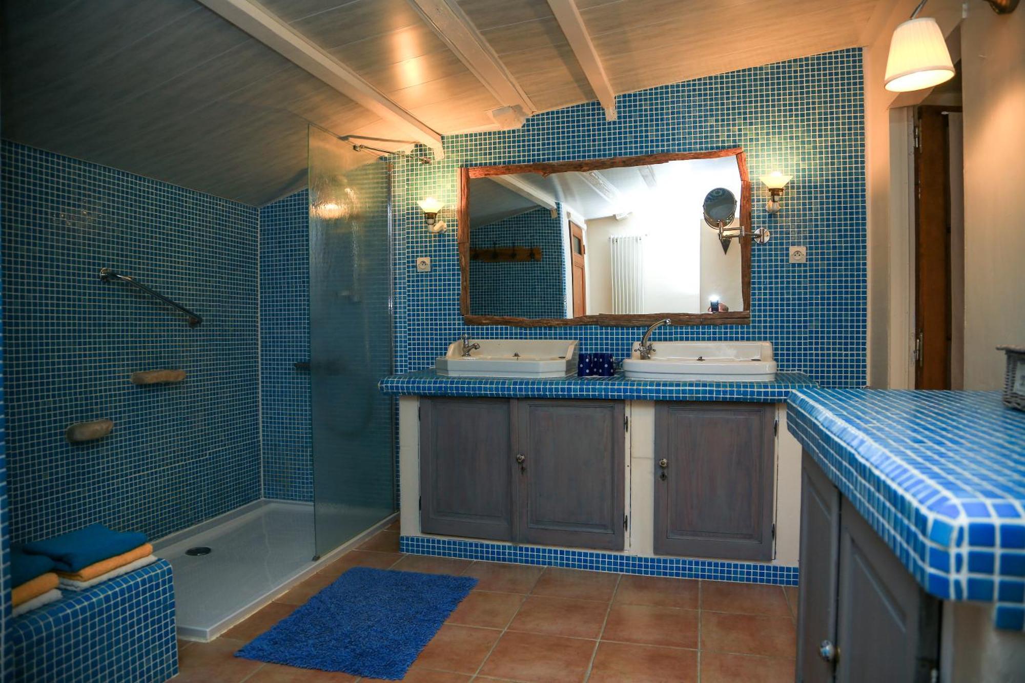 Bed and Breakfast Mas La Provence Л'Іль-сюр-ла-Сорг Номер фото