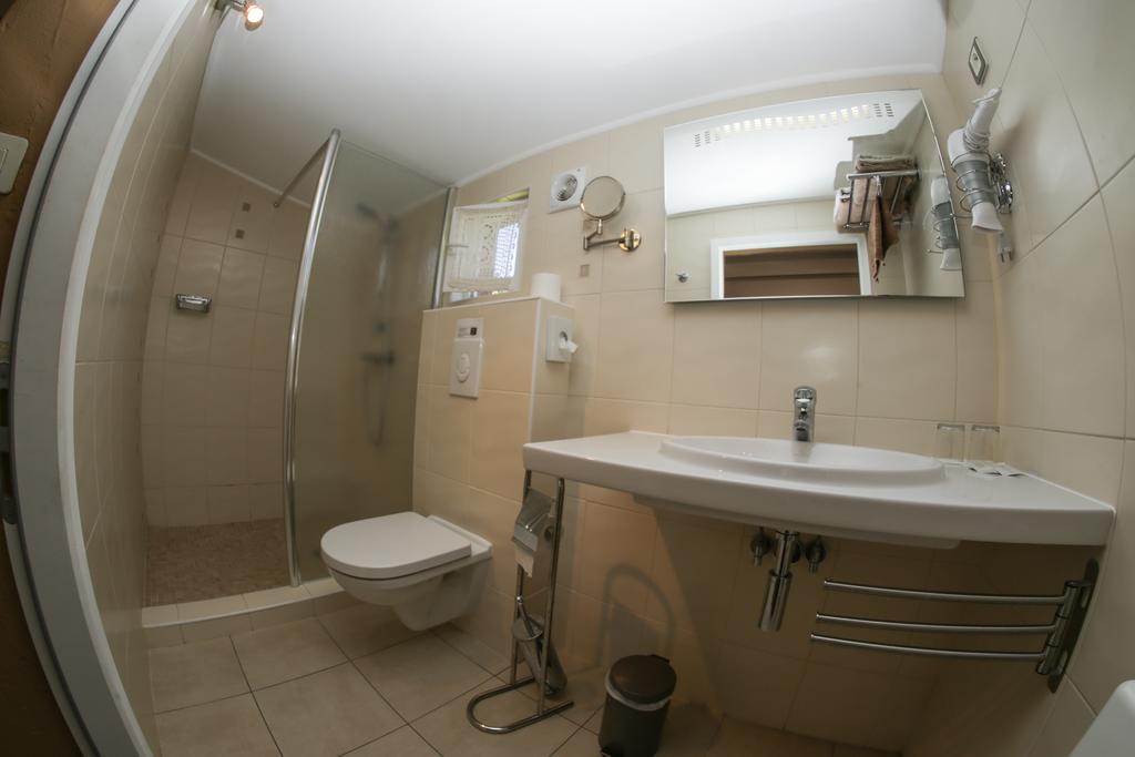 Bed and Breakfast Mas La Provence Л'Іль-сюр-ла-Сорг Екстер'єр фото
