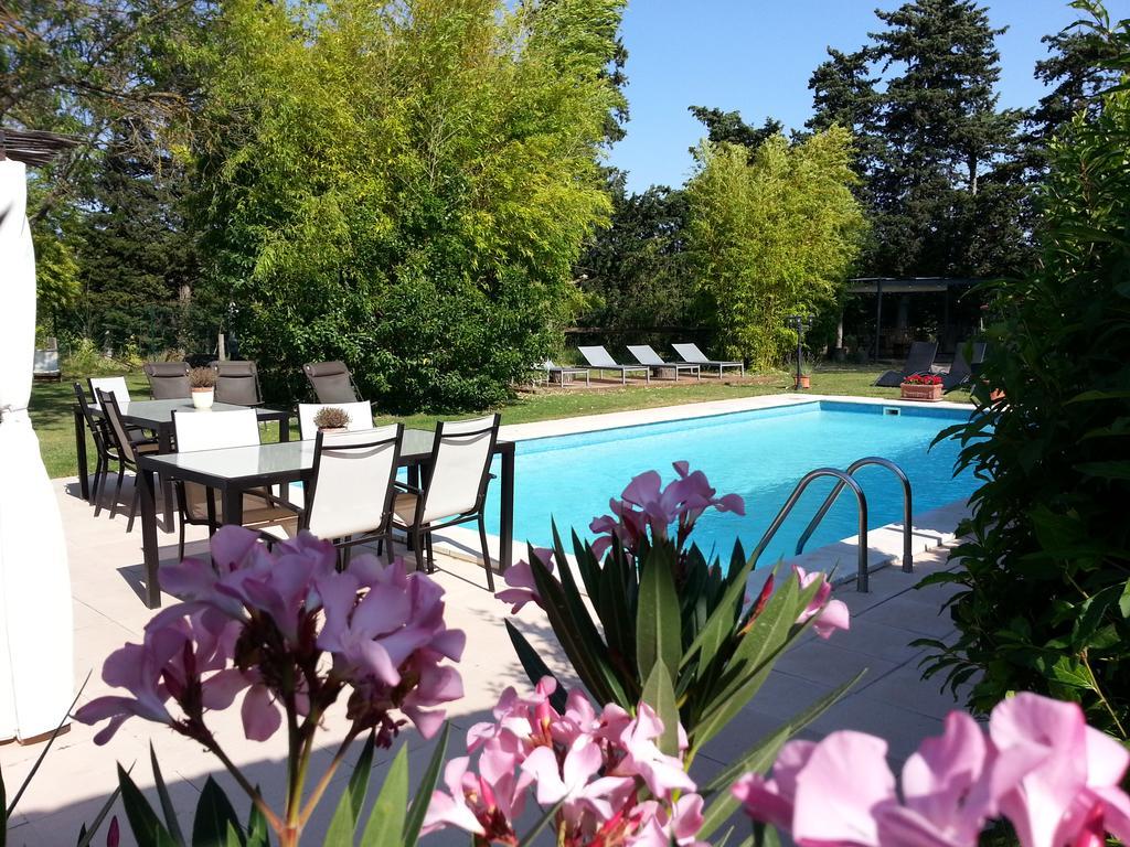 Bed and Breakfast Mas La Provence Л'Іль-сюр-ла-Сорг Екстер'єр фото